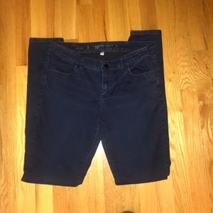 Jennifer Lopez skinny blue jeans